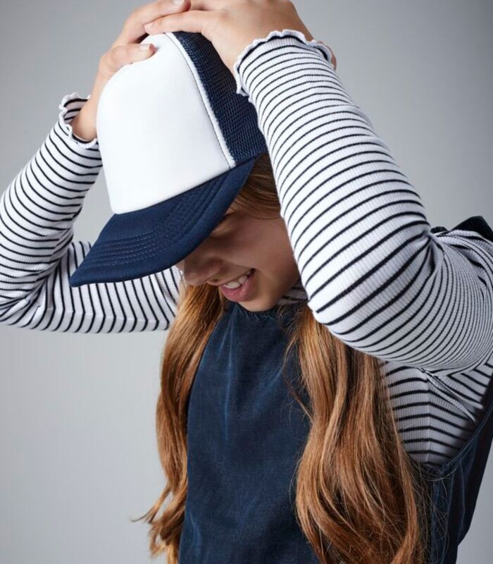 Junior Vintage Snapback Trucker Thumbnail