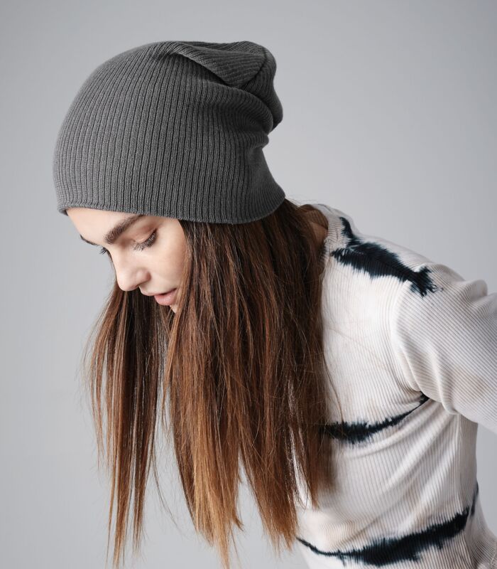 Slouch Beanie Thumbnail