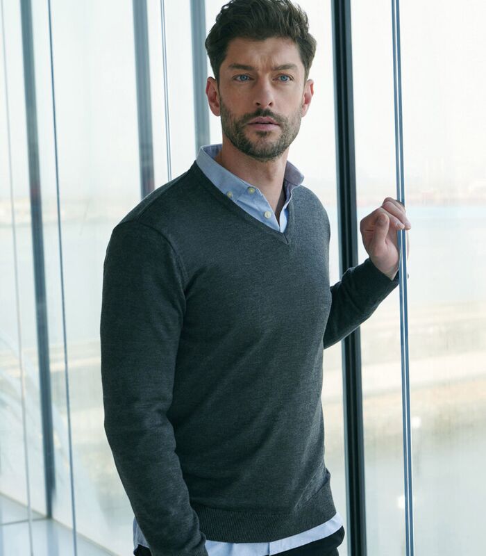 12 gauge v-neck jumper Thumbnail