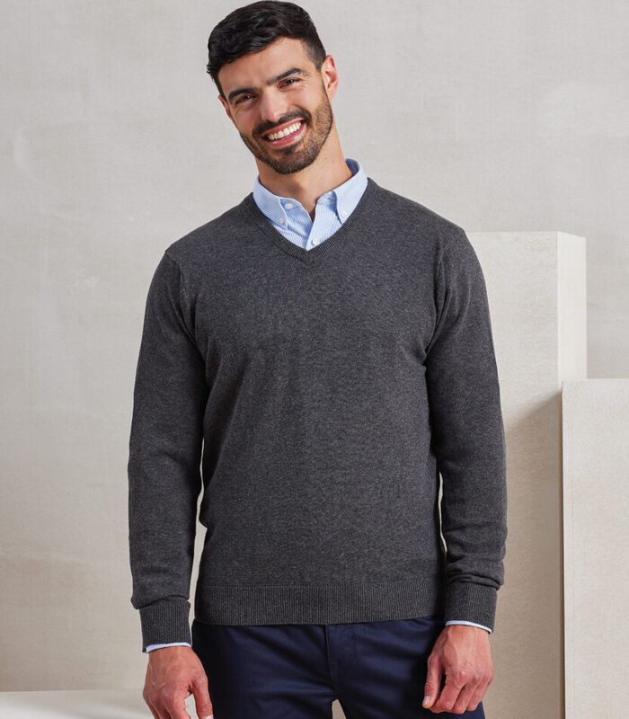 V-neck knitted sweater Thumbnail
